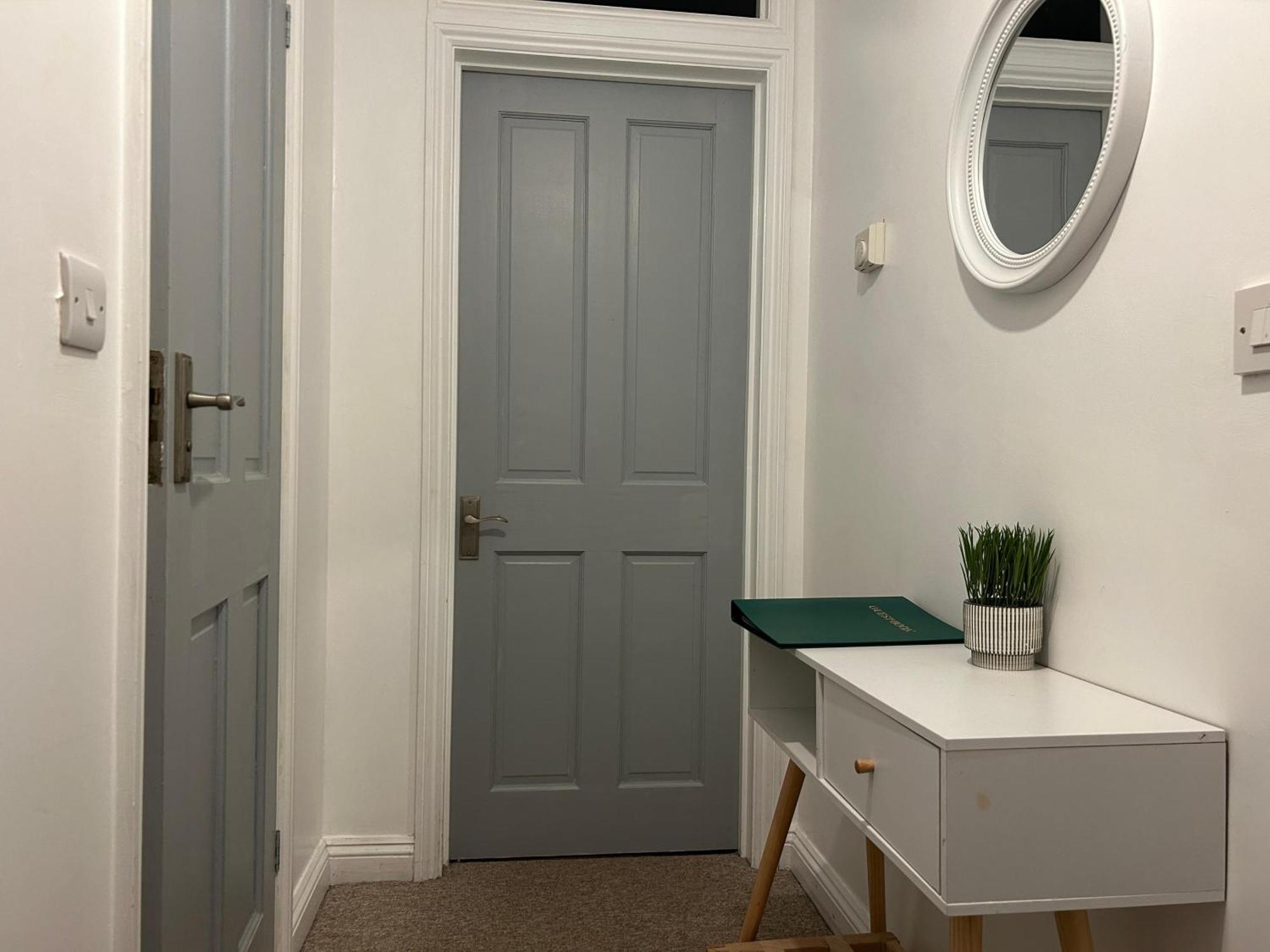 Lovely Serviced Apartment, Free Parking, 牛津 外观 照片